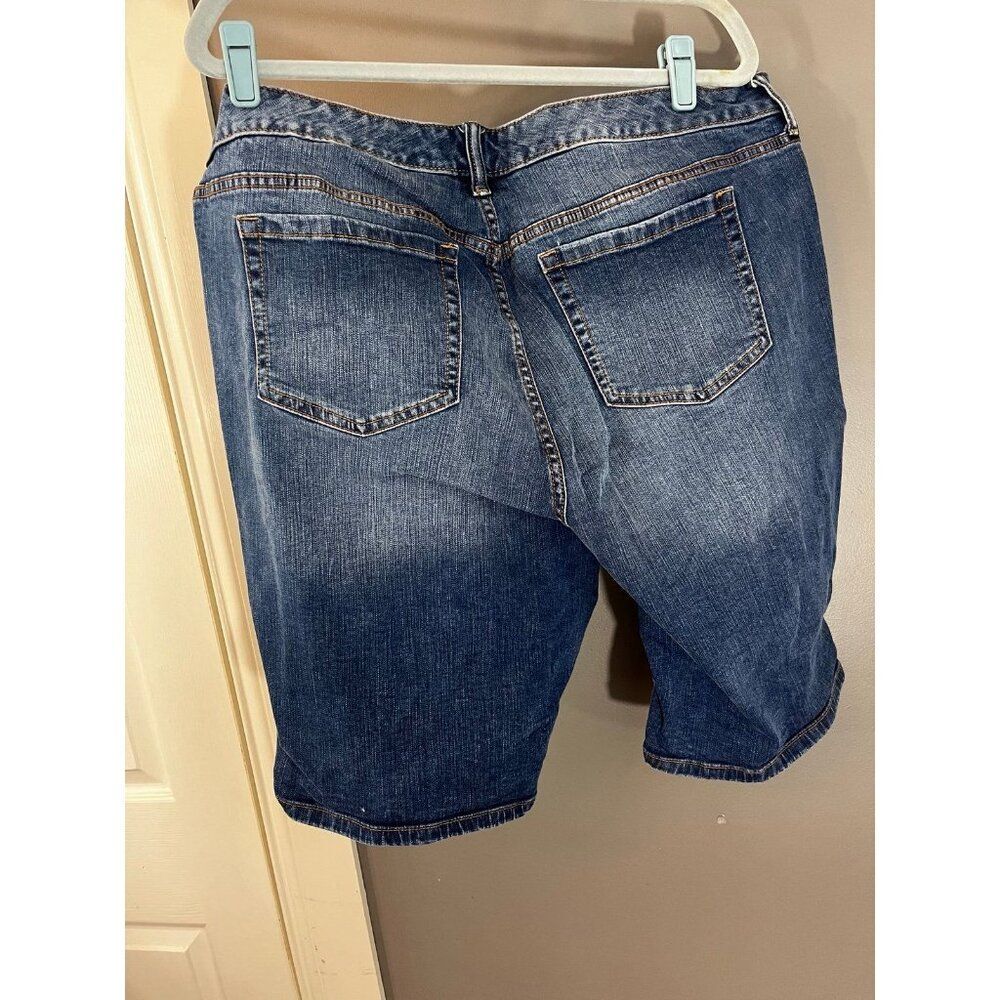 Torrid size 22 distressed dark wash jean shorts. Bermuda style. - Picture 5 of 5